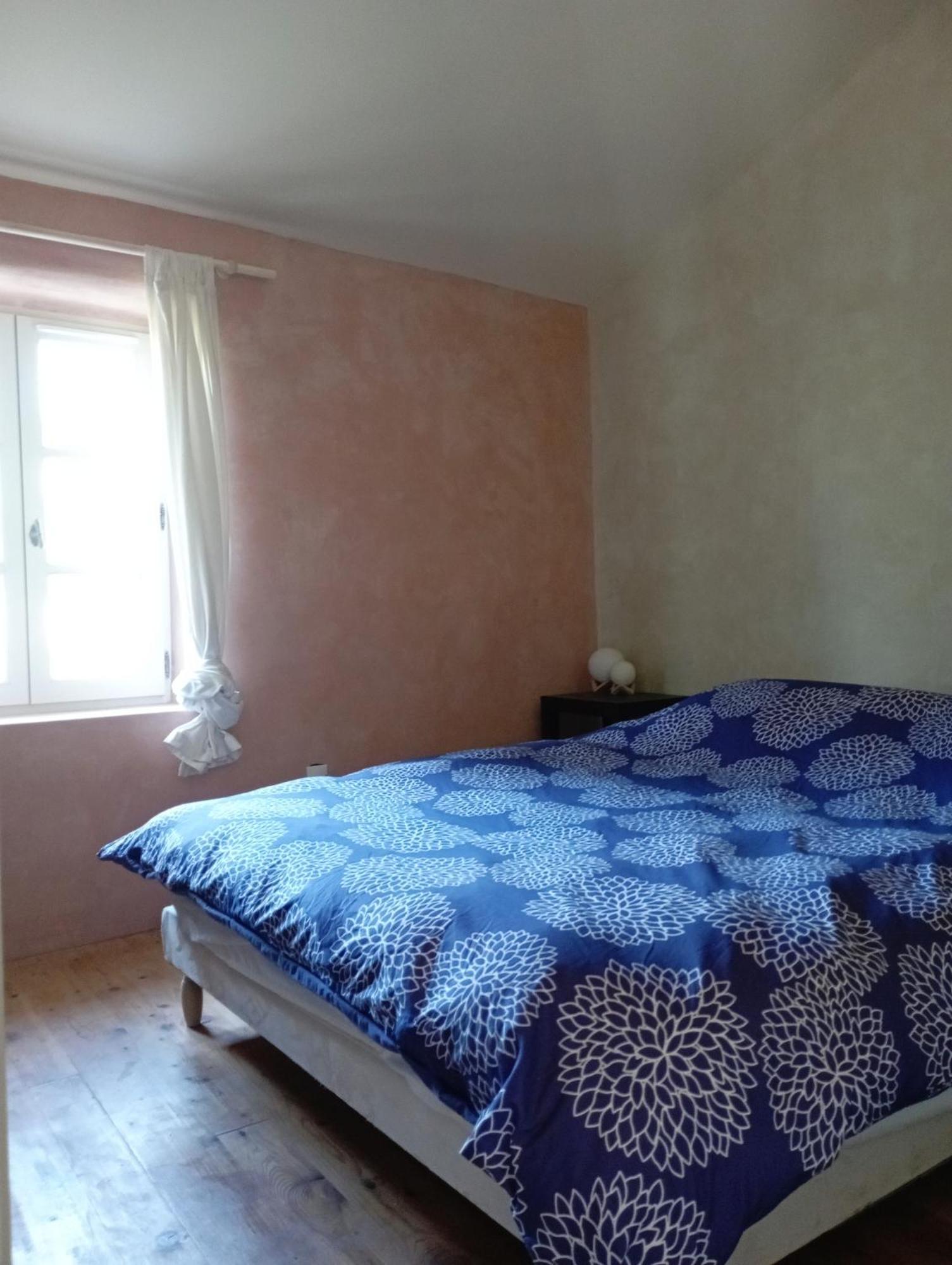 אפט Maison De Campagne La Teranga Au Coeur Du Luberon מראה חיצוני תמונה