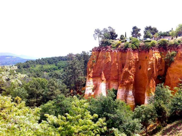 אפט Maison De Campagne La Teranga Au Coeur Du Luberon מראה חיצוני תמונה
